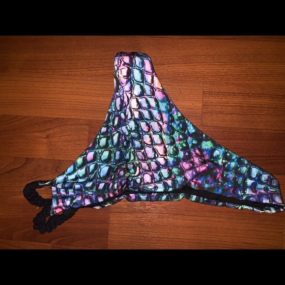 Swimsuit - Picture 2 of 5